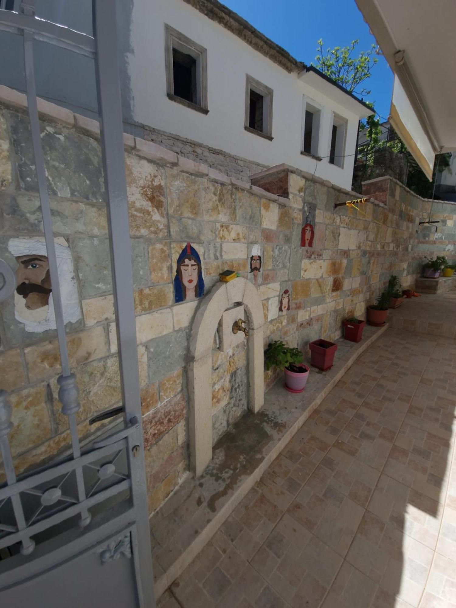Duplex Antigona Gjirokastër Exterior foto