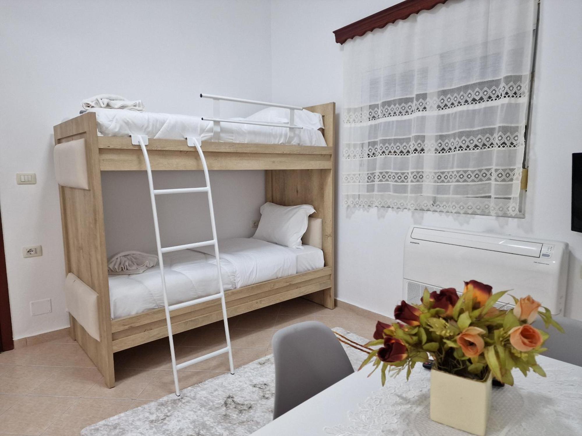 Duplex Antigona Gjirokastër Exterior foto
